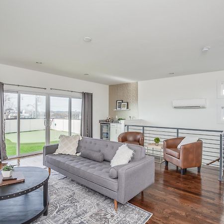 Whiskey House With Rooftop Golf, City Views! 8Min To Downtown! Sleeps 9! Nashville Eksteriør bilde