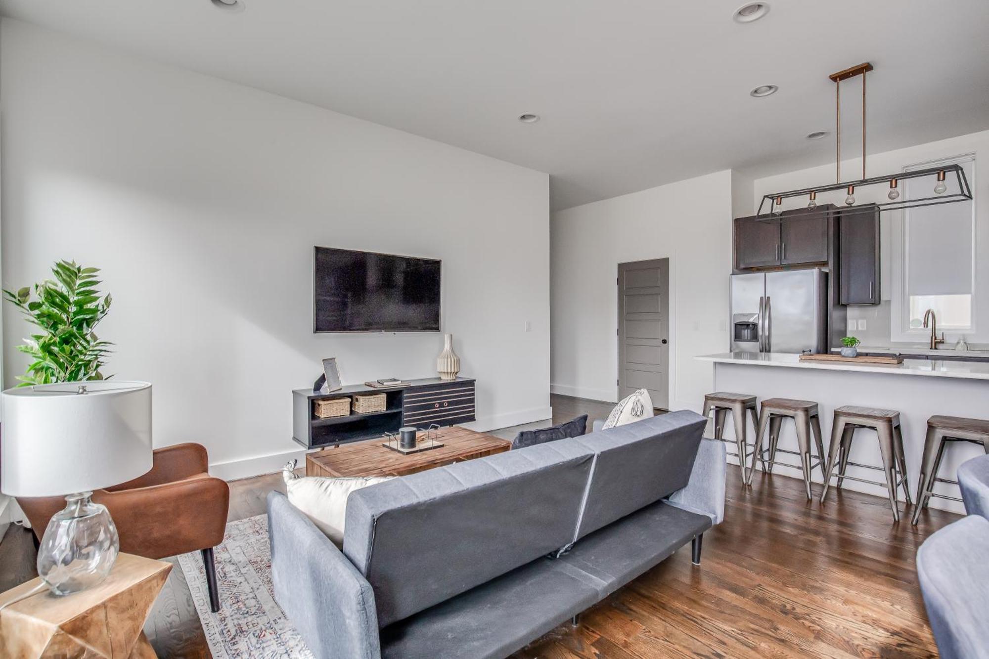 Whiskey House With Rooftop Golf, City Views! 8Min To Downtown! Sleeps 9! Nashville Eksteriør bilde