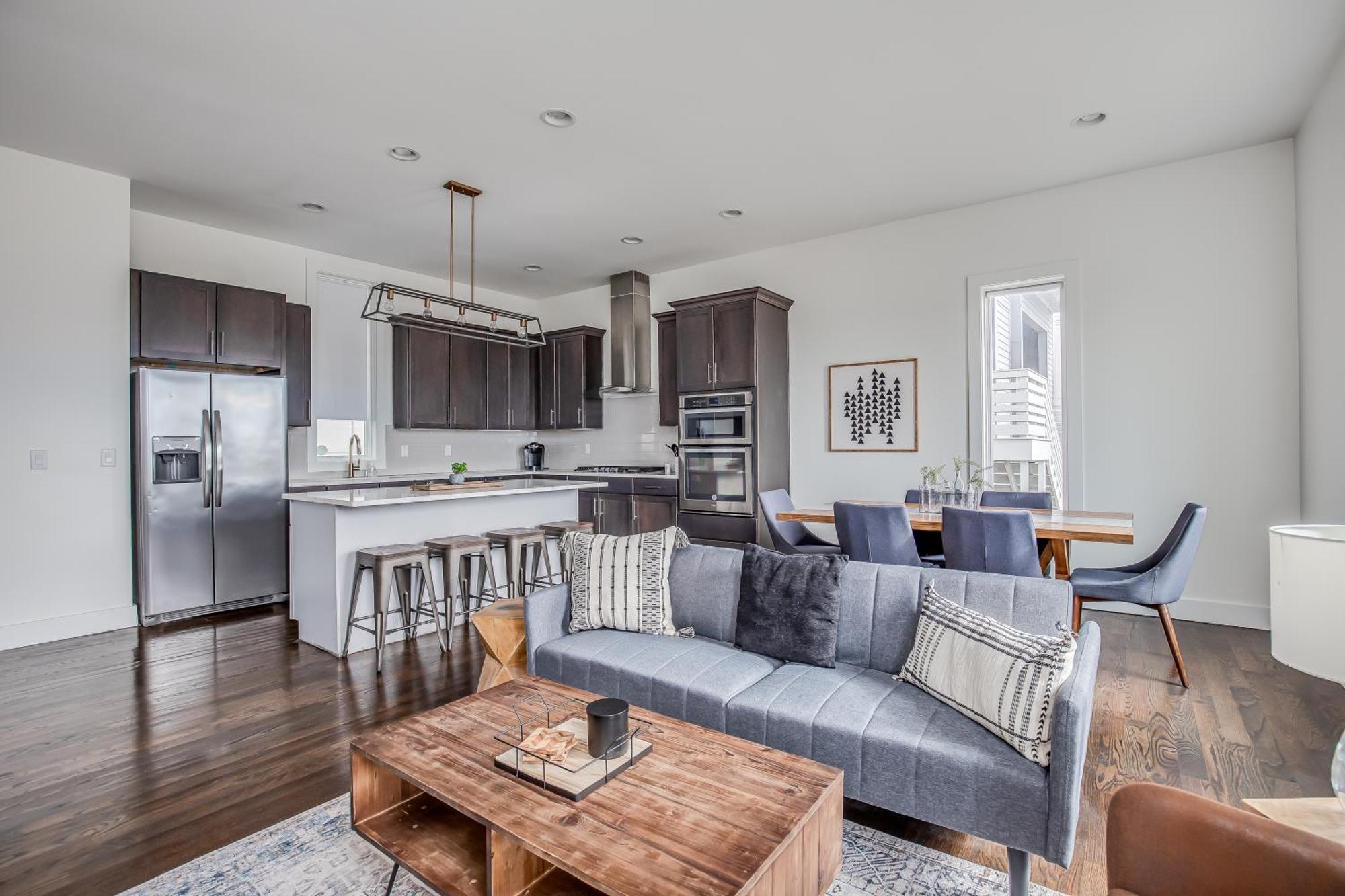 Whiskey House With Rooftop Golf, City Views! 8Min To Downtown! Sleeps 9! Nashville Eksteriør bilde