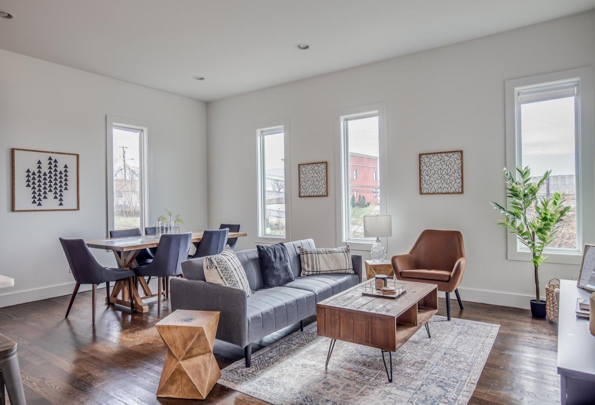 Whiskey House With Rooftop Golf, City Views! 8Min To Downtown! Sleeps 9! Nashville Eksteriør bilde