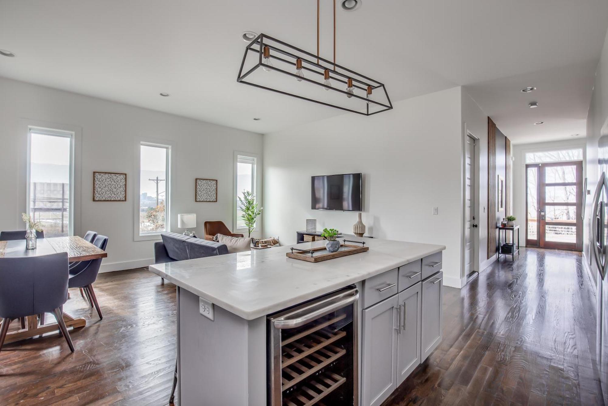 Whiskey House With Rooftop Golf, City Views! 8Min To Downtown! Sleeps 9! Nashville Eksteriør bilde
