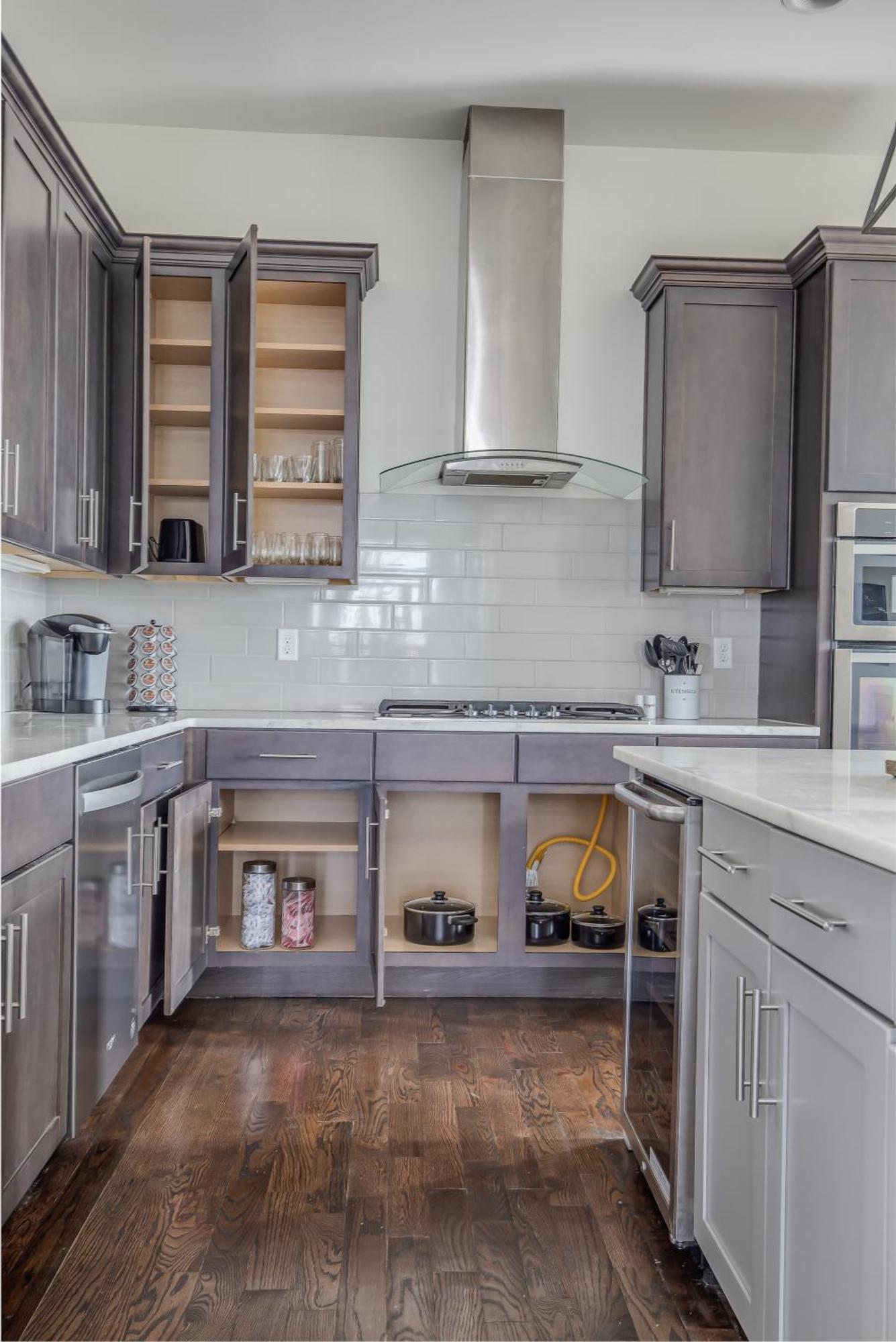 Whiskey House With Rooftop Golf, City Views! 8Min To Downtown! Sleeps 9! Nashville Eksteriør bilde