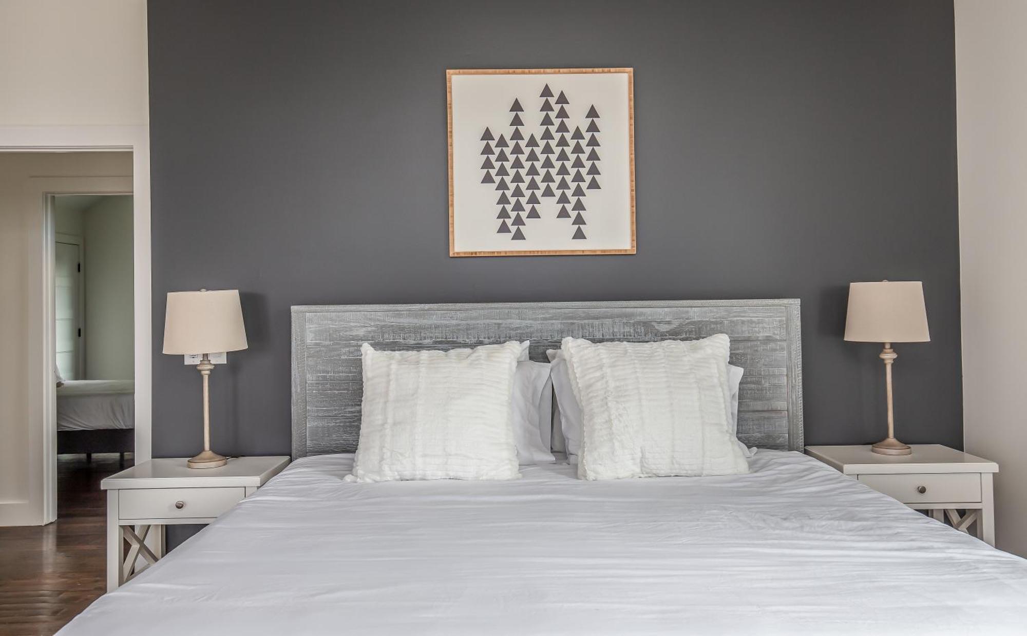 Whiskey House With Rooftop Golf, City Views! 8Min To Downtown! Sleeps 9! Nashville Eksteriør bilde